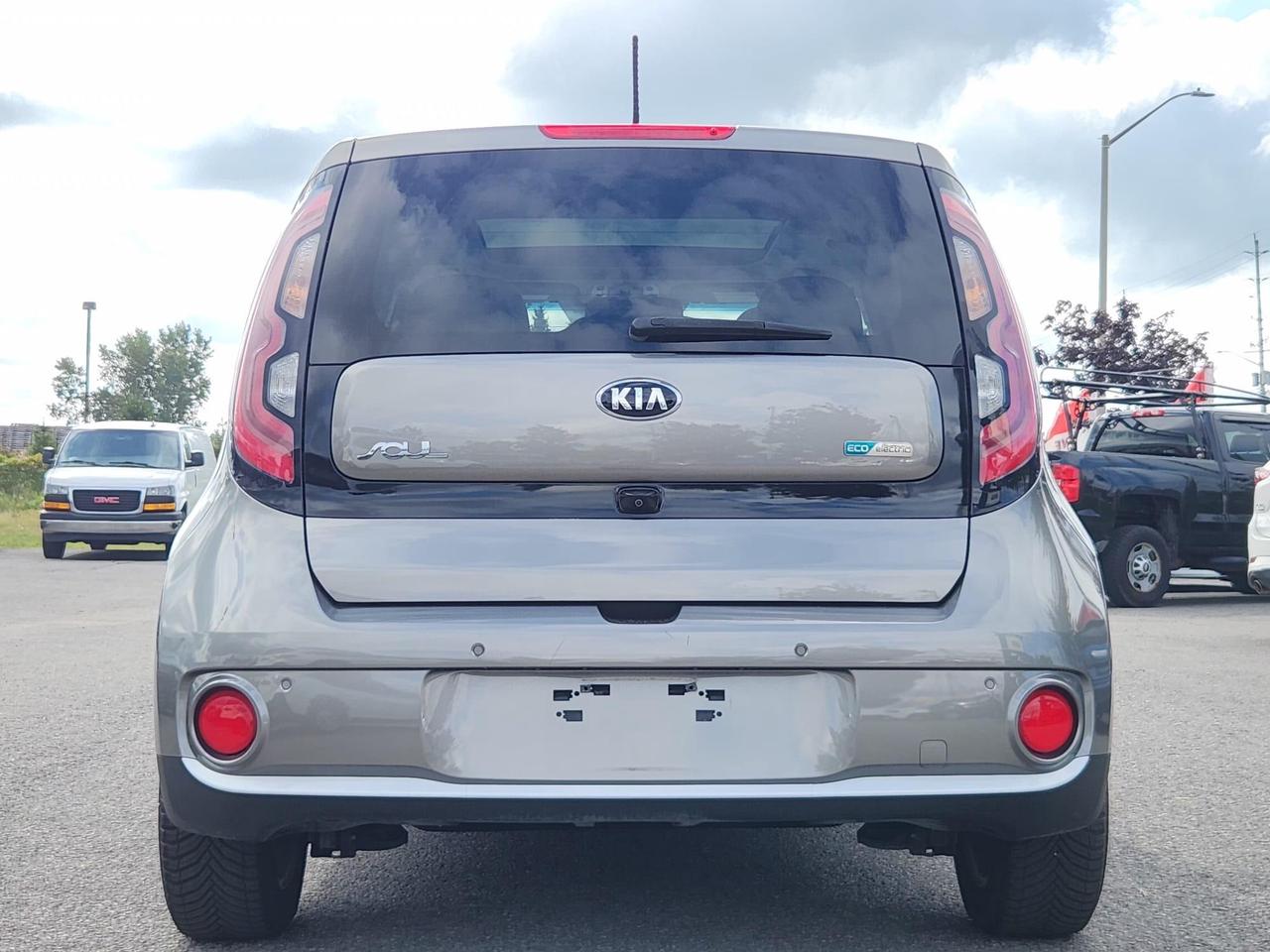 2018 Kia Soul EV EV Luxury w/Sunroof (A1) 4dr Hatchback Photo