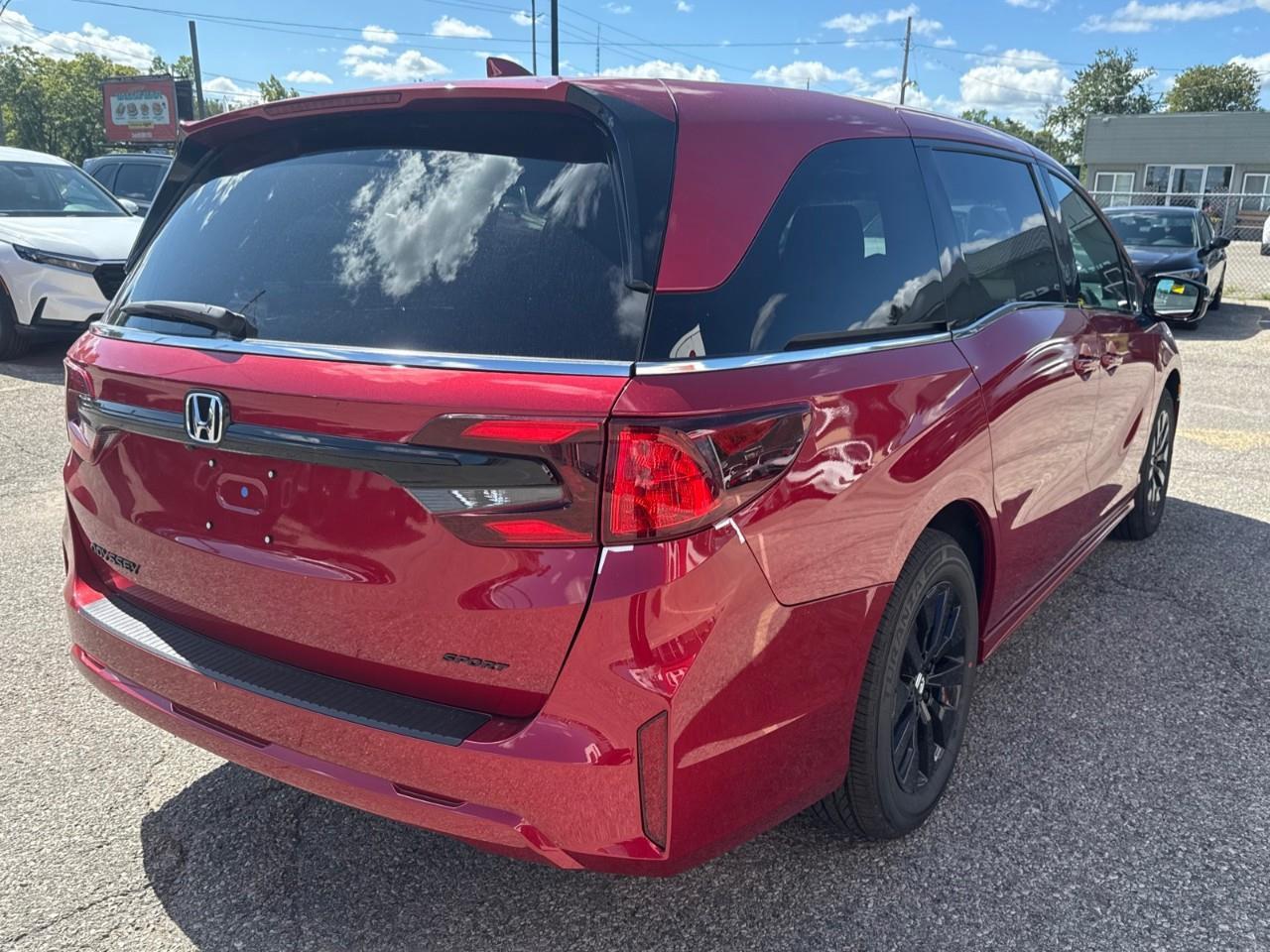2027 Honda Odyssey Sport-L Passenger Van Photo