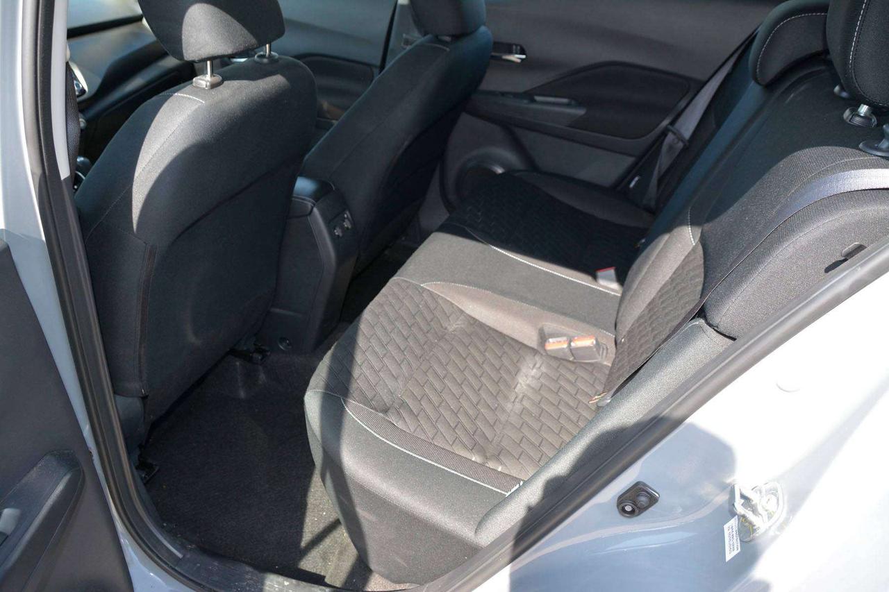 2024 Nissan Kicks SV Photo