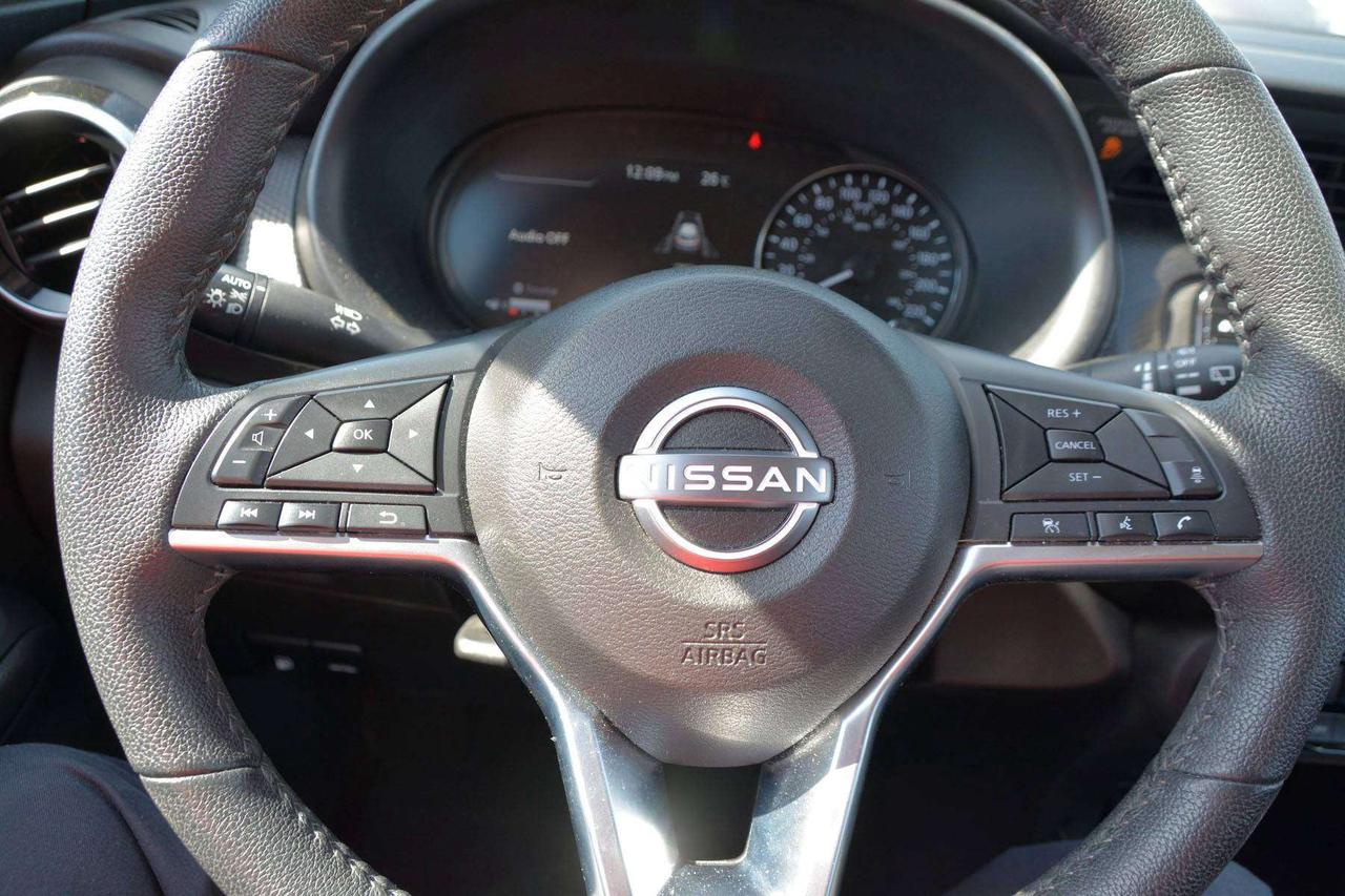 2024 Nissan Kicks SV Photo