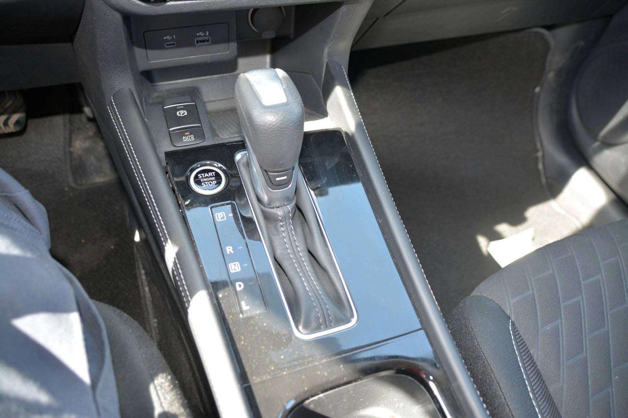 2024 Nissan Kicks SV Photo