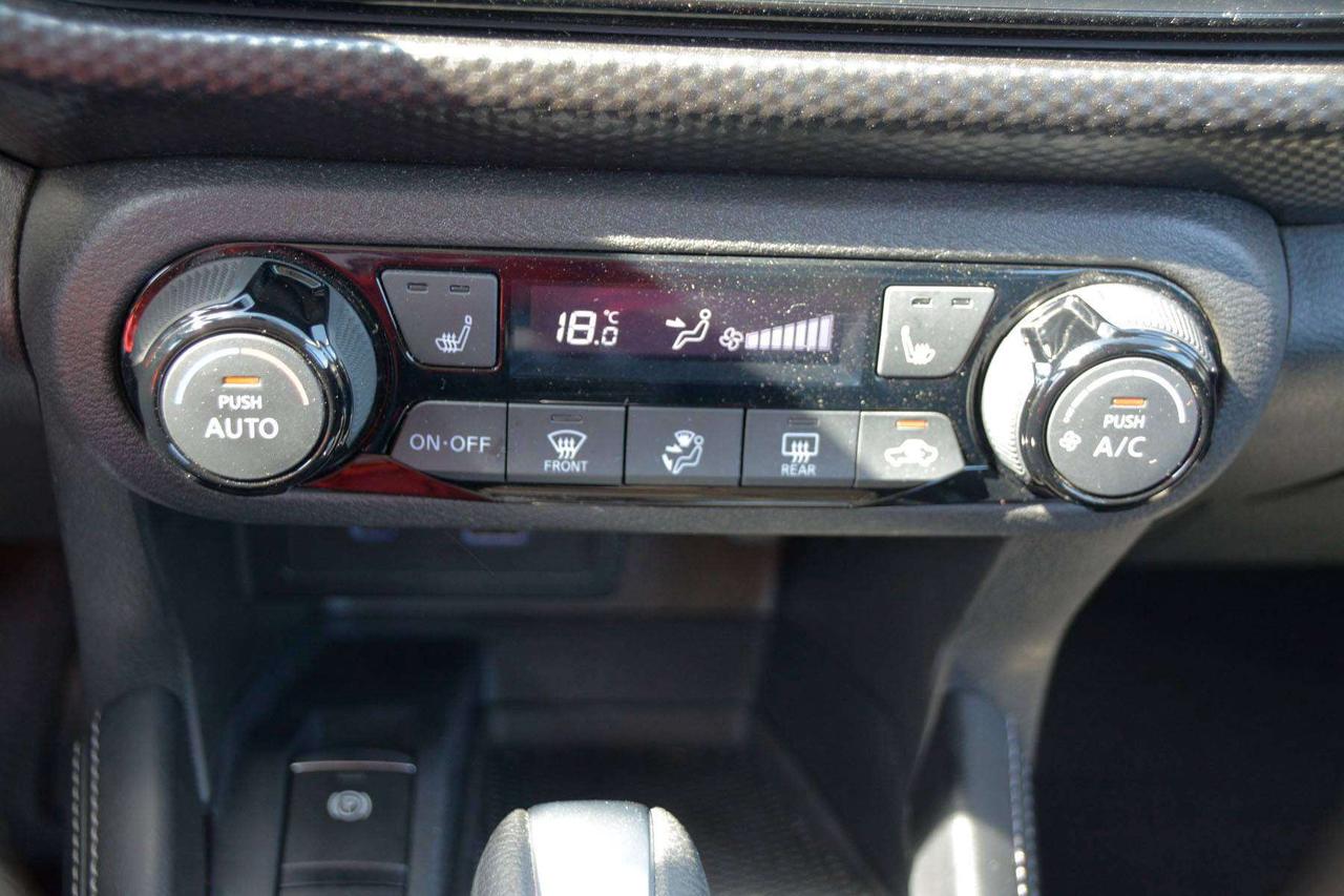 2024 Nissan Kicks SV Photo