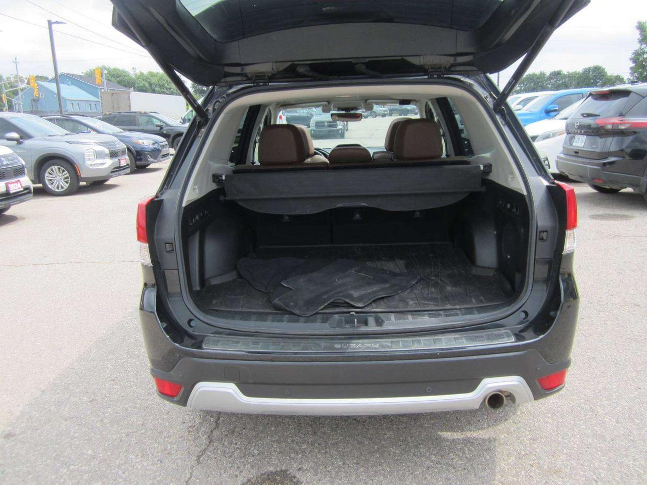 2020 Subaru Forester Premier NO ACCIDENTS! 1 PRICE ONLY! NO ADMIN FEES! Photo