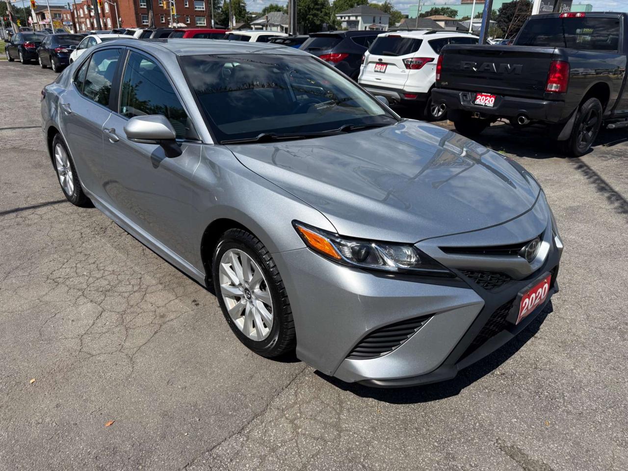 2020 Toyota Camry SE *CERTIFIED* Photo
