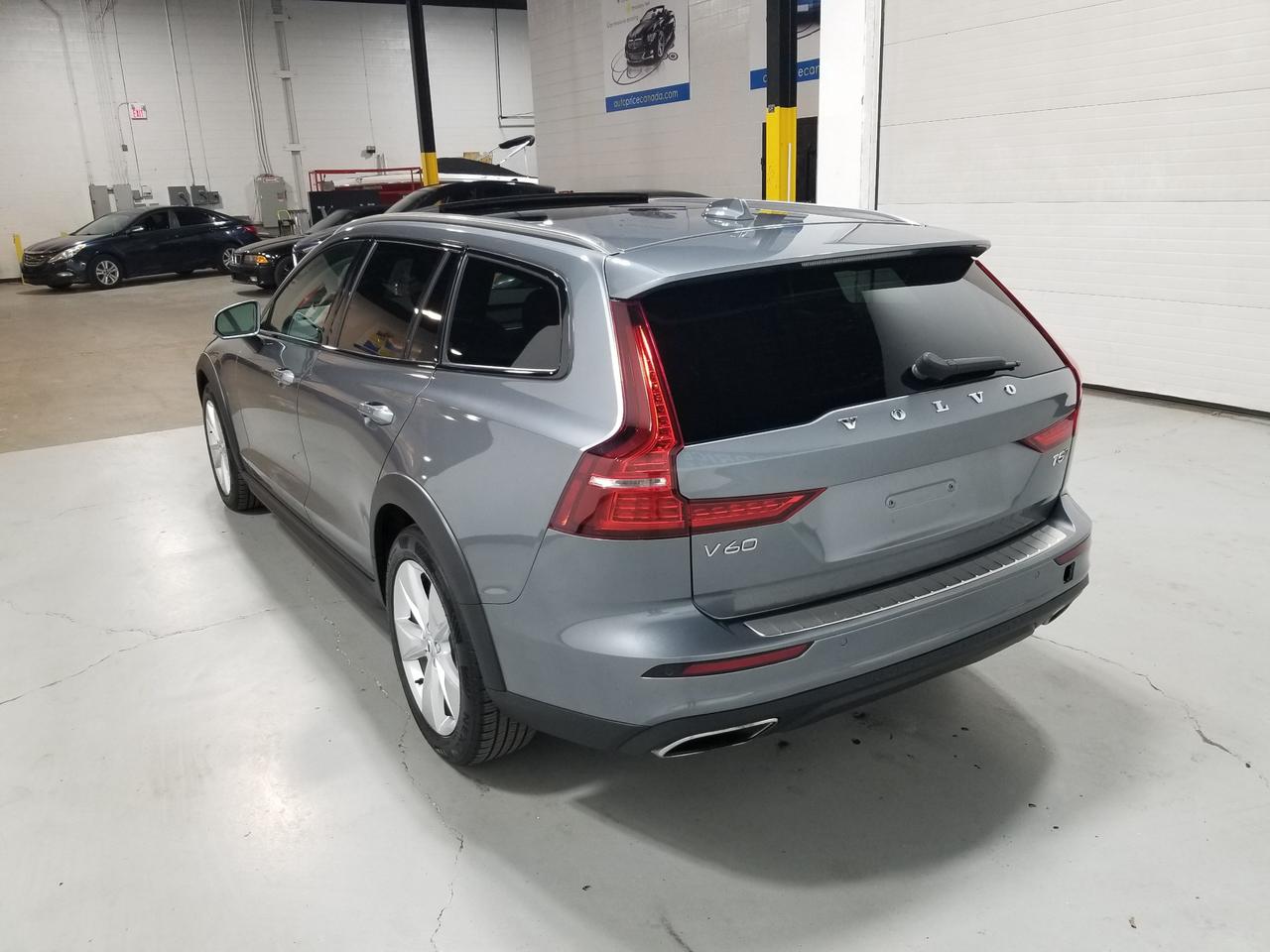 2020 Volvo V60 Cross Country T5 4dr All-Wheel Drive Wagon Photo