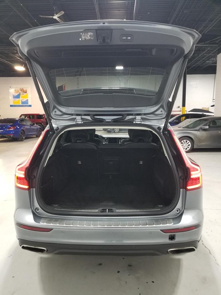 2020 Volvo V60 Cross Country T5 4dr All-Wheel Drive Wagon Photo