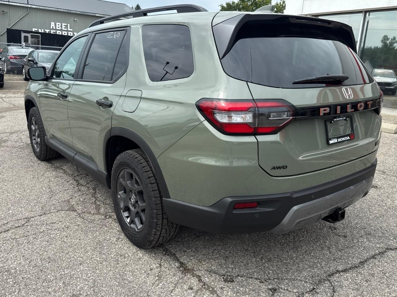 2026 Honda Pilot TrailSport 4dr All-Wheel Drive Photo