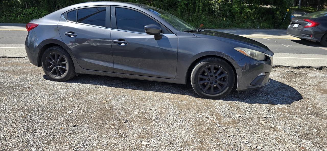 2014 Mazda MAZDA3 i Touring Photo2