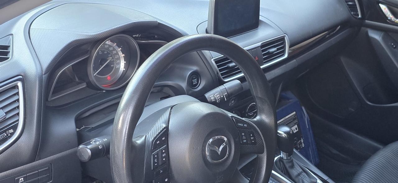 2014 Mazda MAZDA3 i Touring Photo