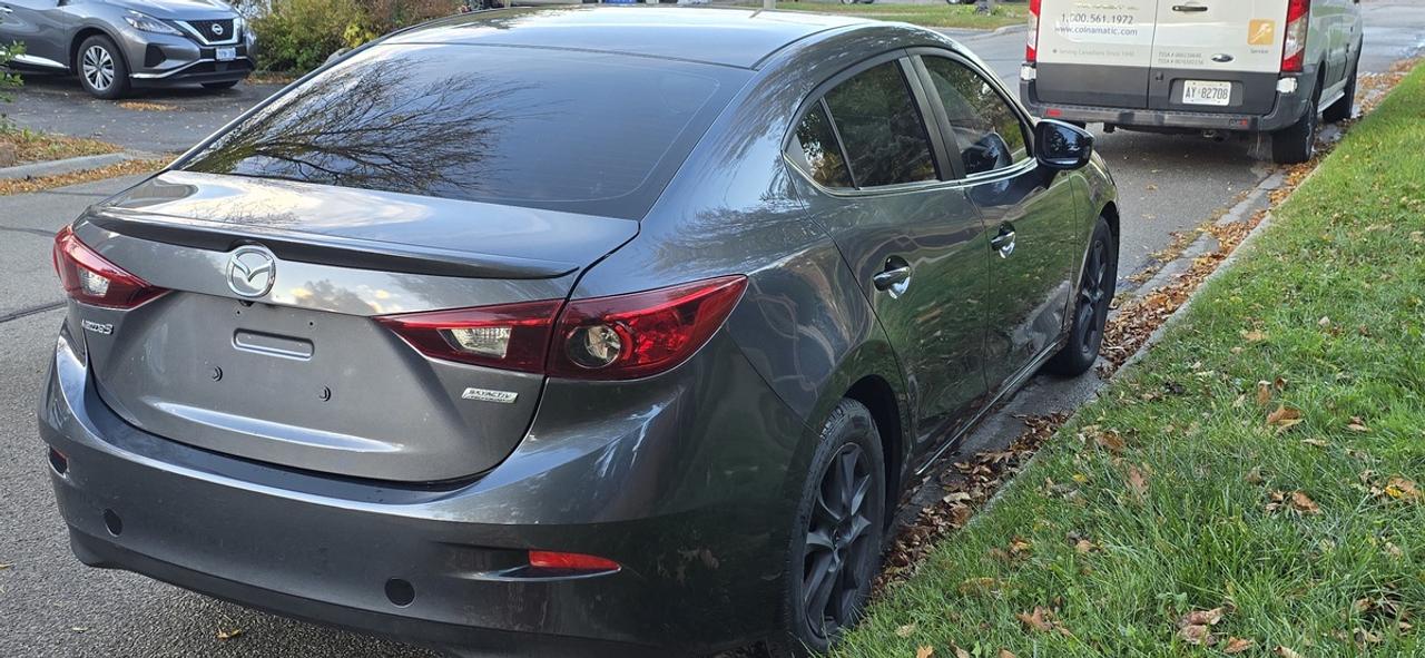 2014 Mazda MAZDA3 i Touring Photo