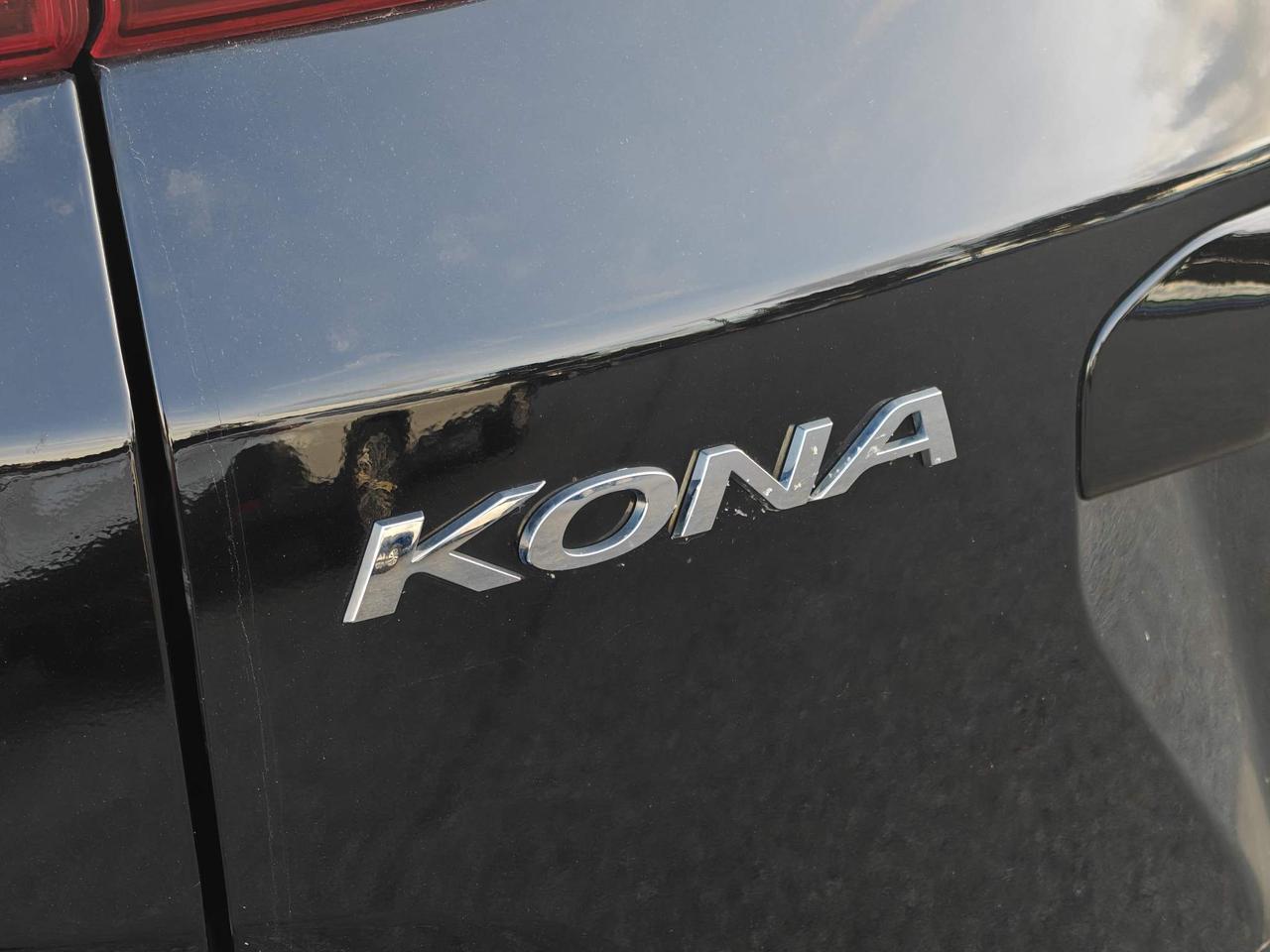 2023 Hyundai KONA 2.0L Preferred Sun & Leather Package 4dr All-Wheel Drive Photo