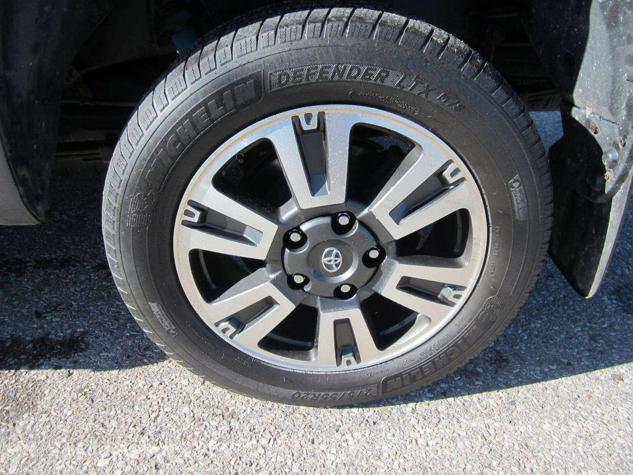 2020 Toyota Tundra TRD SPORT NO ACCIDENTS! 1 PRICE ONLY! NO FEES! Photo