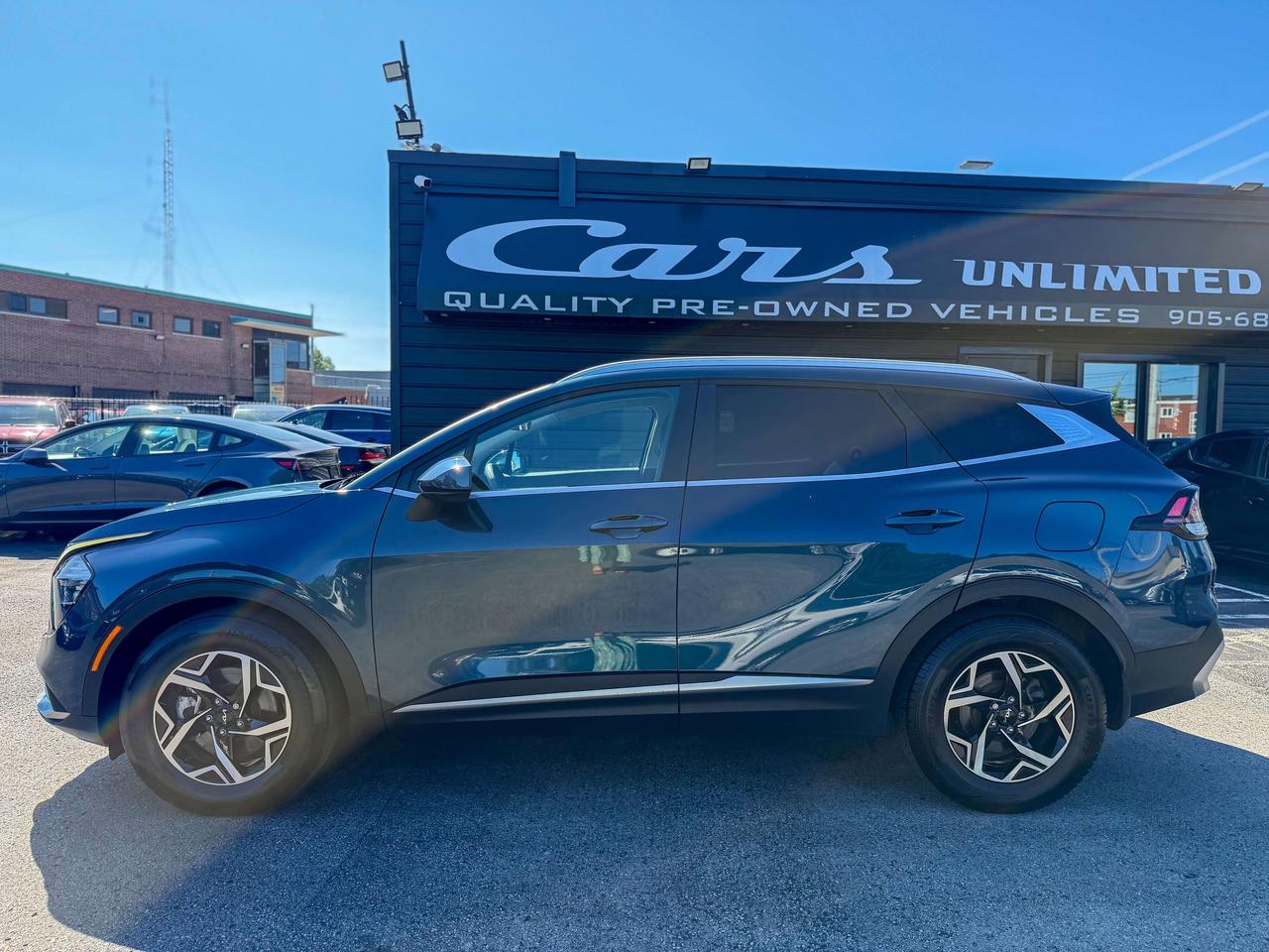 2024 Kia Sportage LX/CAMERA/LANE ASSIST/APPLE CARPLAY/LOW KM/2.5L Photo1
