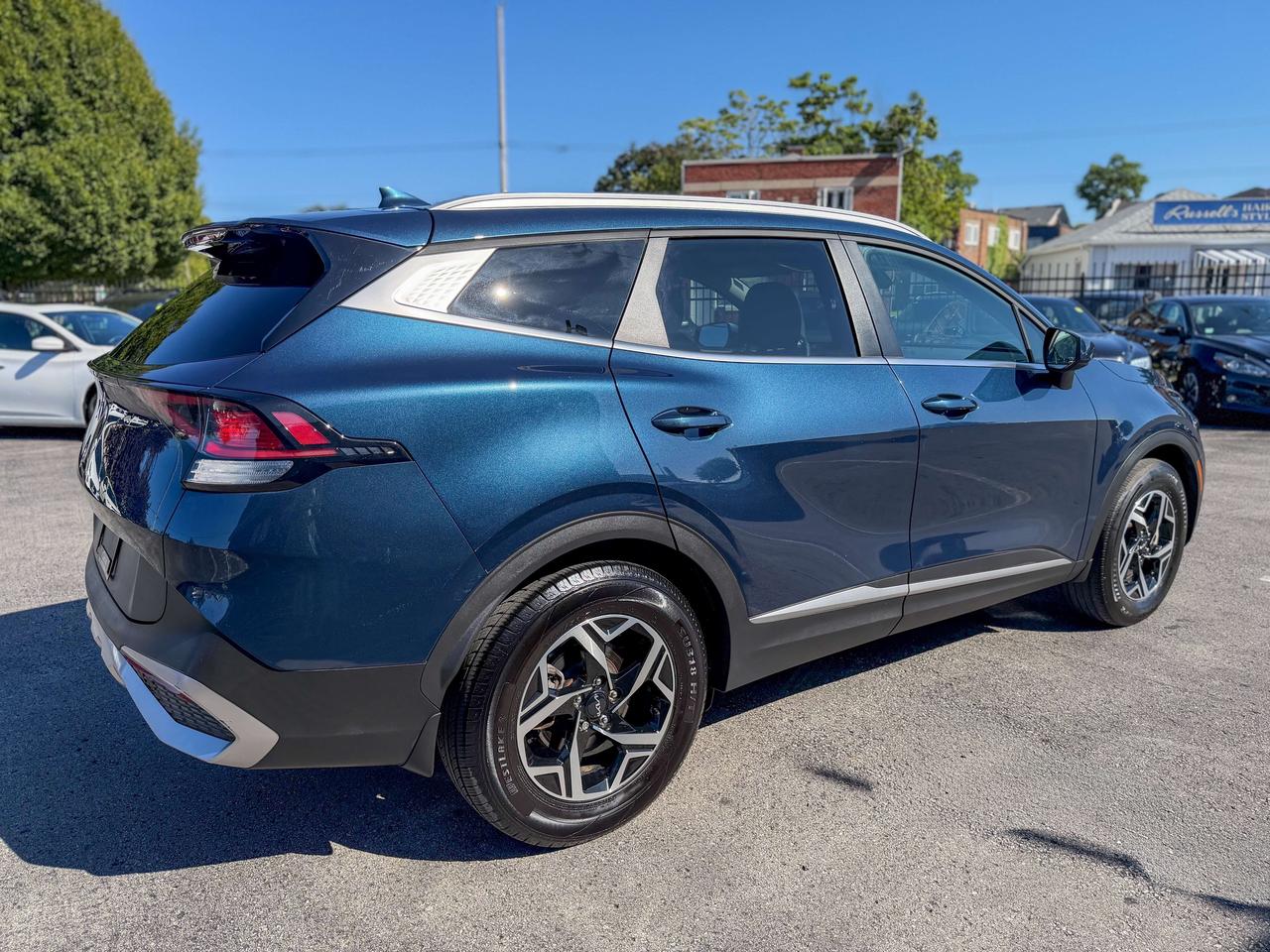 2024 Kia Sportage LX/CAMERA/LANE ASSIST/APPLE CARPLAY/LOW KM/2.5L Photo4
