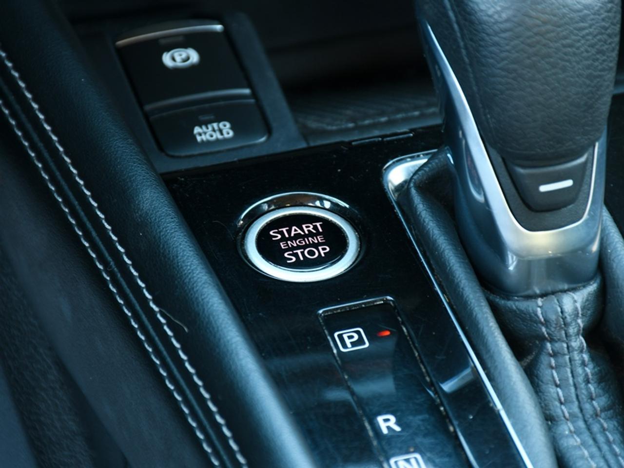 2022 Nissan Kicks SV   Rear Cam   Remote Start   Heated Seats   Alloys Photo