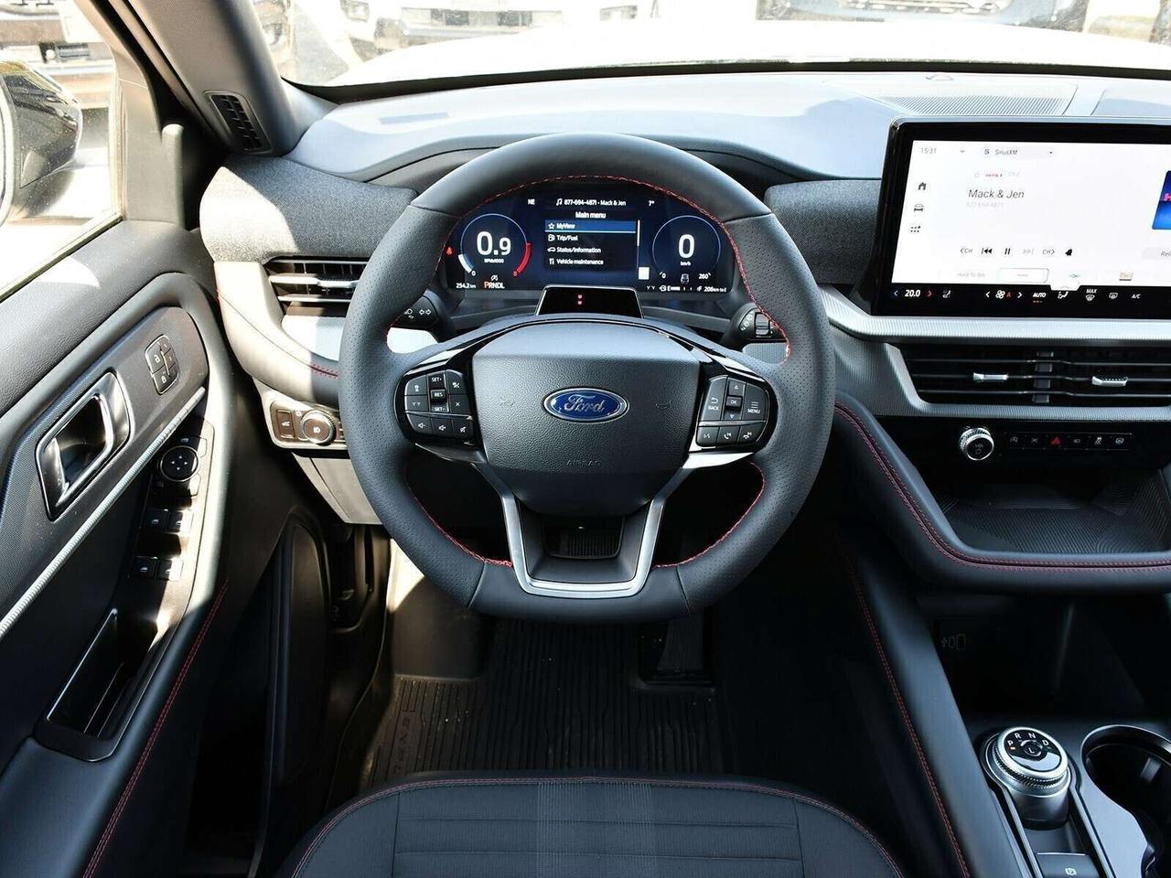 2026 Ford Explorer ST-Line Photo