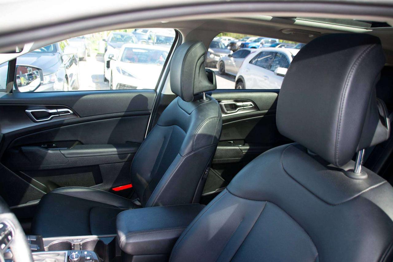 2023 Kia Sportage EX Photo