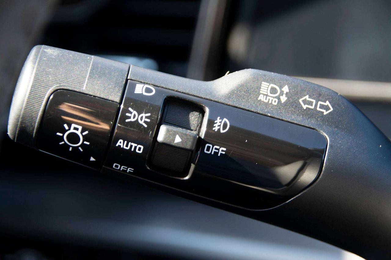 2023 Kia Sportage EX Photo