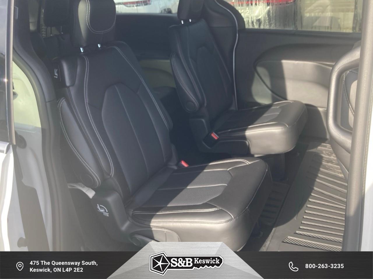 2026 Chrysler Grand Caravan SXT Front-Wheel Drive Passenger Van Photo