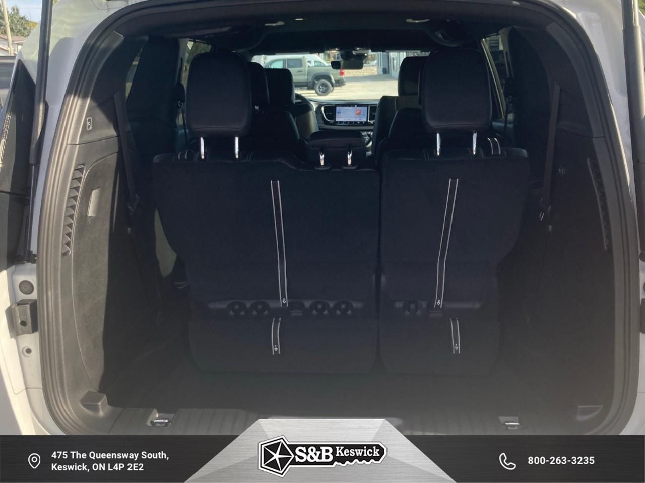 2026 Chrysler Grand Caravan SXT Front-Wheel Drive Passenger Van Photo