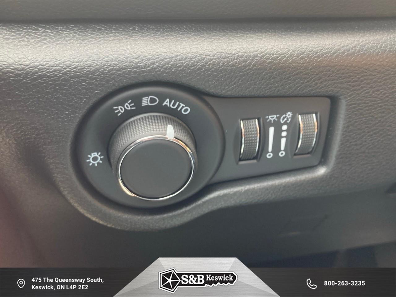 2026 Chrysler Grand Caravan SXT Front-Wheel Drive Passenger Van Photo