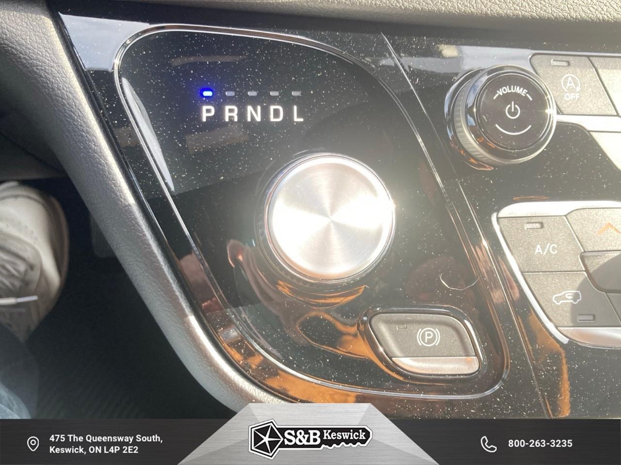 2026 Chrysler Grand Caravan SXT Front-Wheel Drive Passenger Van Photo