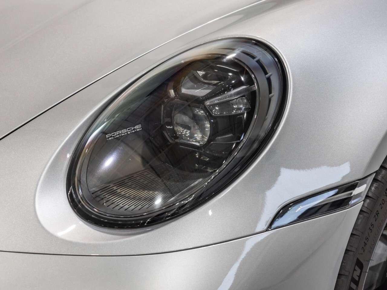 2024 Porsche 911 Carrera T Coupe Photo