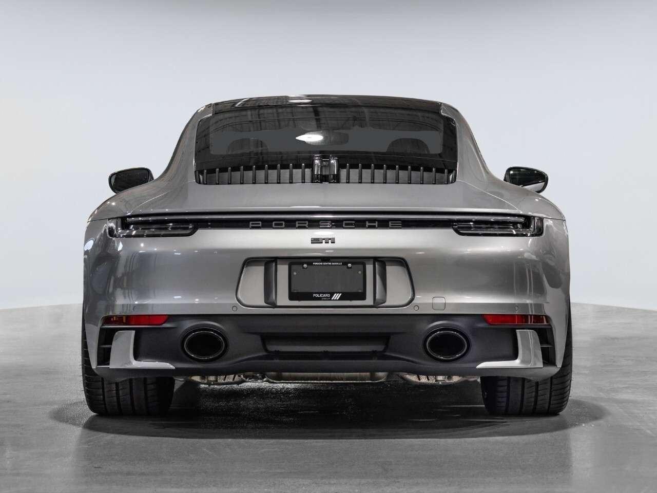 2024 Porsche 911 Carrera T Coupe Photo5