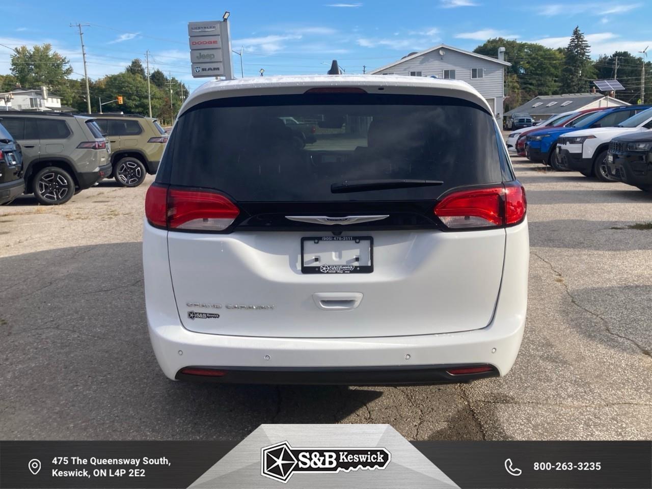 2026 Chrysler Grand Caravan SXT Front-Wheel Drive Passenger Van Photo