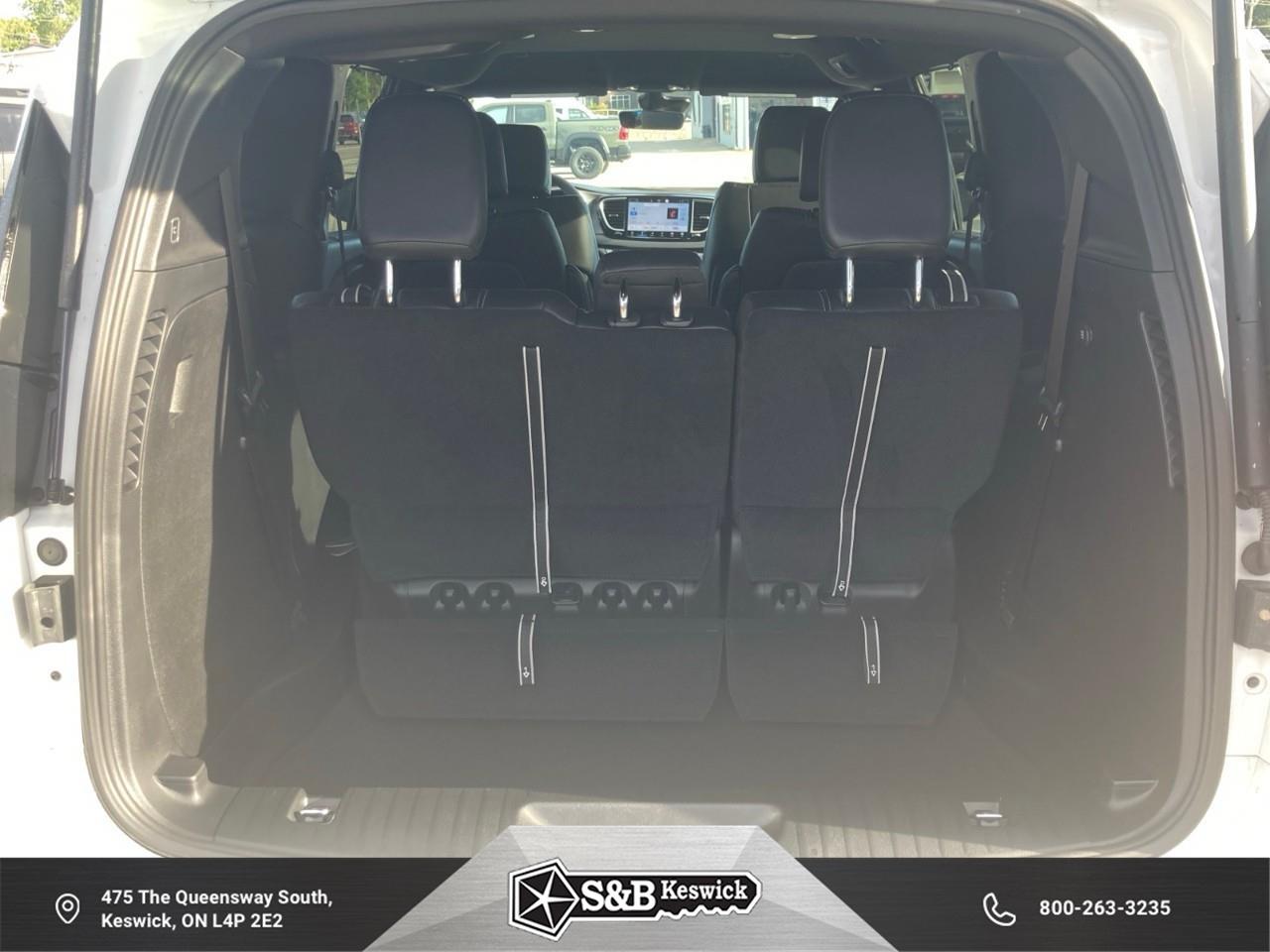 2026 Chrysler Grand Caravan SXT Front-Wheel Drive Passenger Van Photo