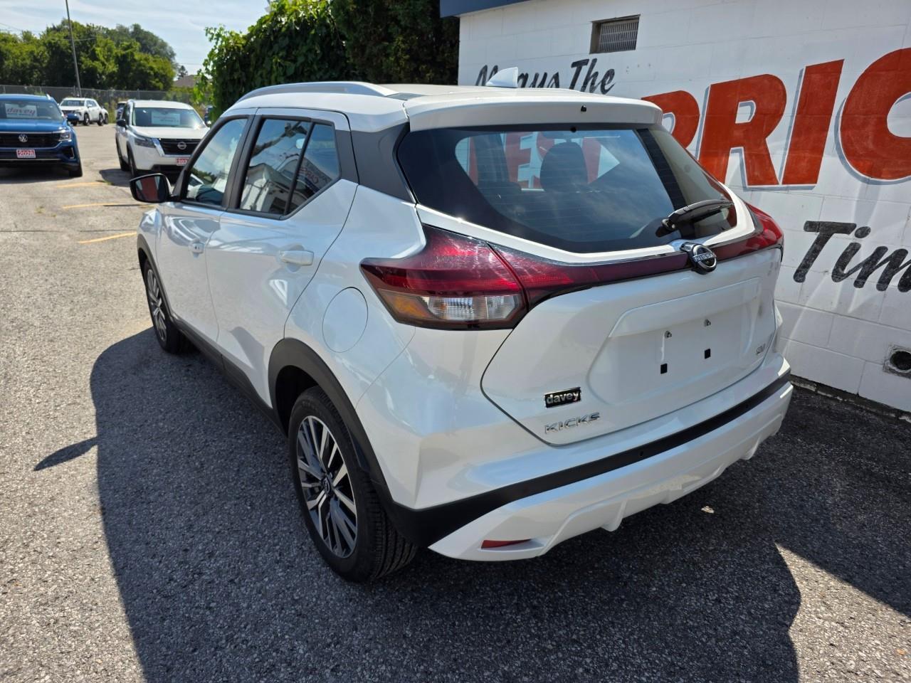 2024 Nissan Kicks SV 4dr Front-Wheel Drive Photo