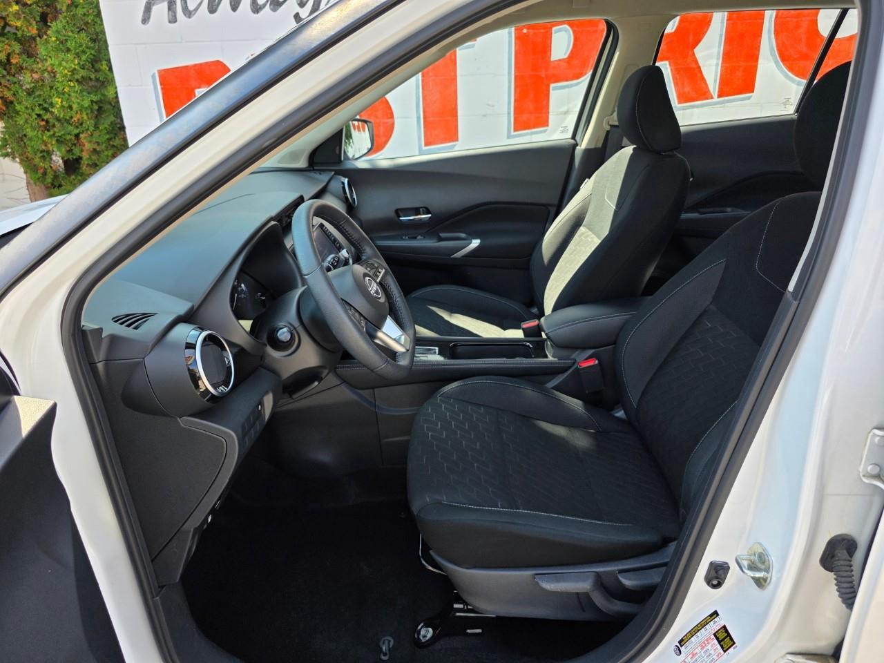 2024 Nissan Kicks SV 4dr Front-Wheel Drive Photo