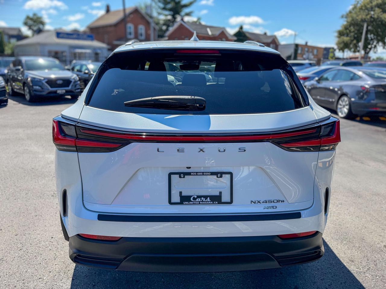 2023 Lexus NX NX 450h+/LOW KM/BSM/CAMERA/ROOF/RED LEATHER Photo