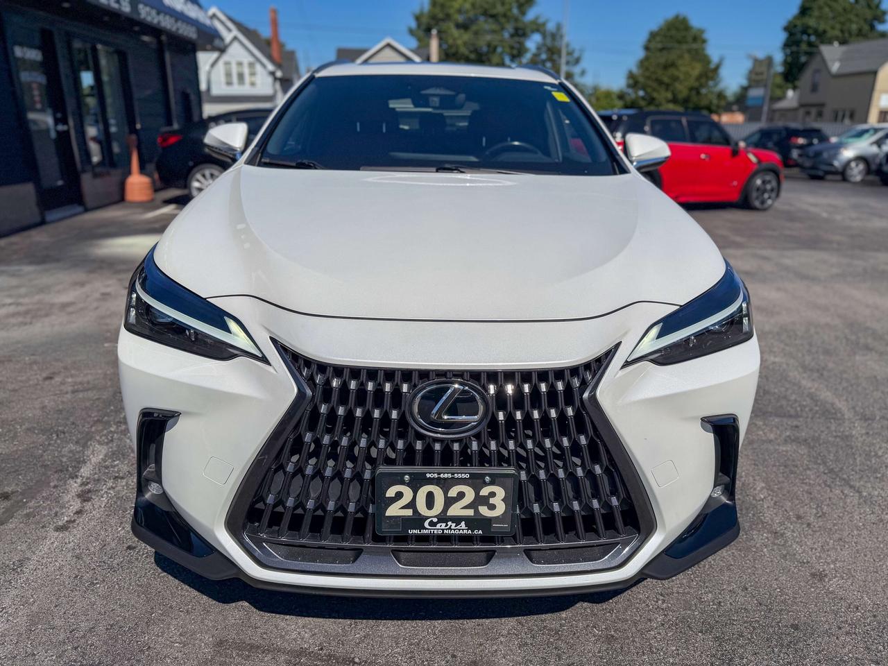 2023 Lexus NX NX 450h+/LOW KM/BSM/CAMERA/ROOF/RED LEATHER Photo