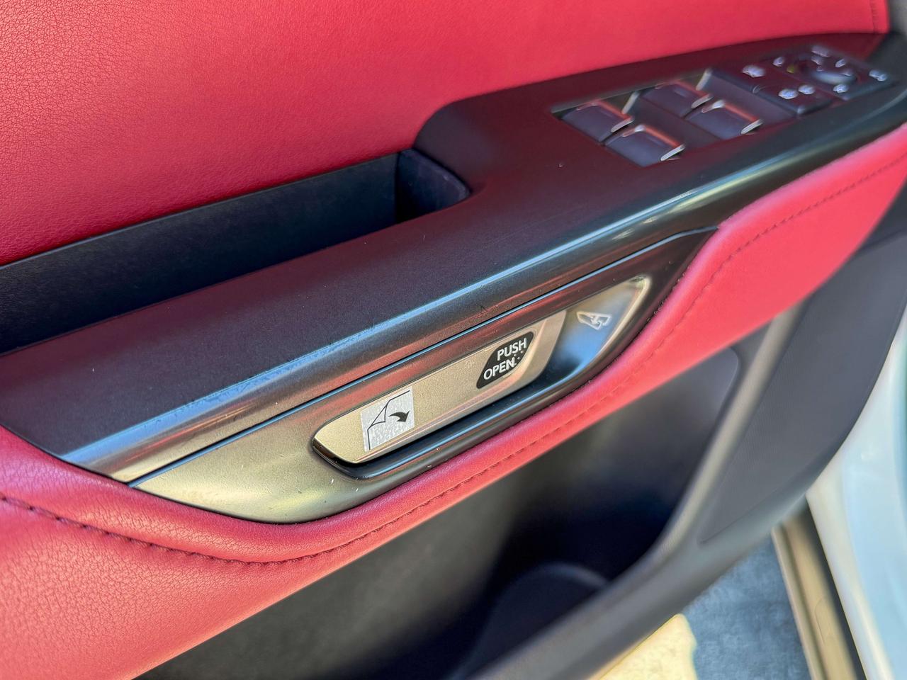 2023 Lexus NX NX 450h+/LOW KM/BSM/CAMERA/ROOF/RED LEATHER Photo