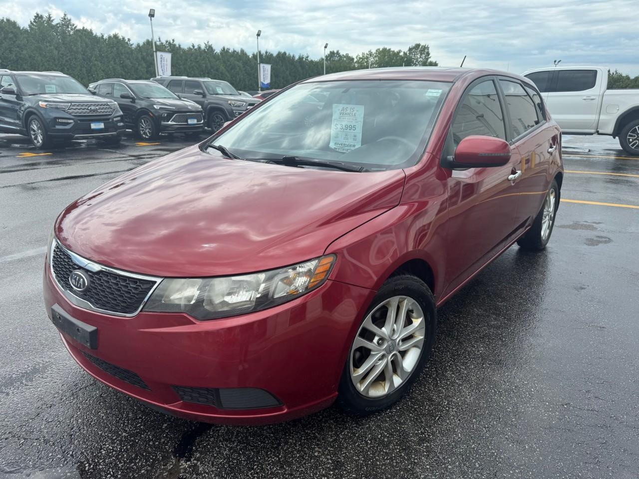 2011 Kia Forte5 2.0L EX (A6) 4dr Hatchback Photo3