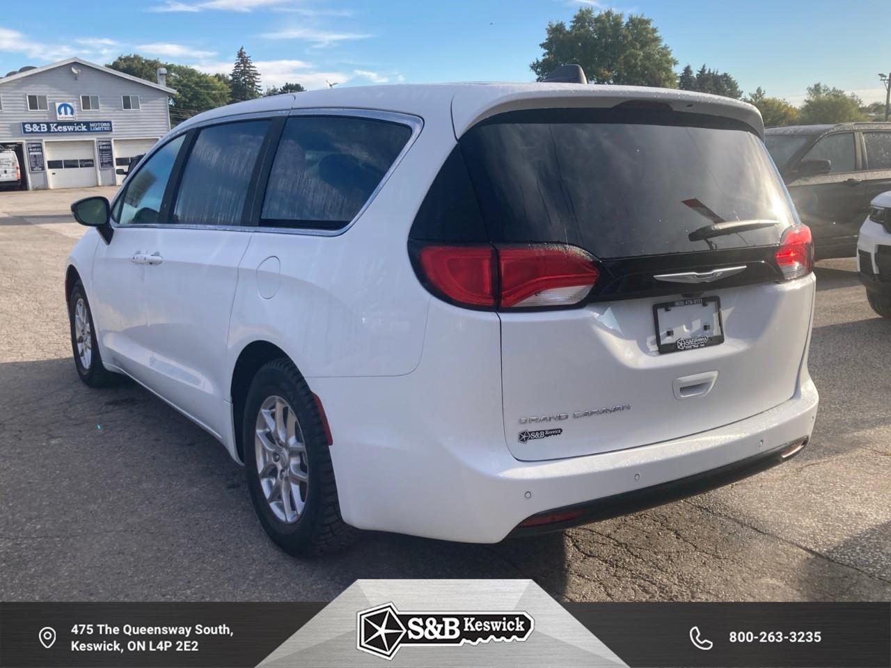 2026 Chrysler Grand Caravan SXT Front-Wheel Drive Passenger Van Photo5