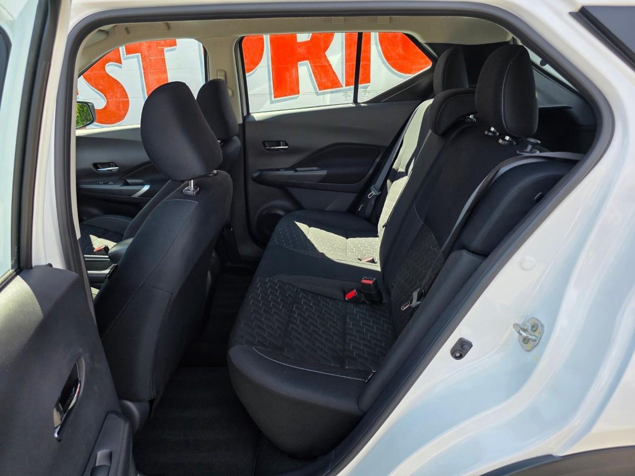 2024 Nissan Kicks SV 4dr Front-Wheel Drive Photo