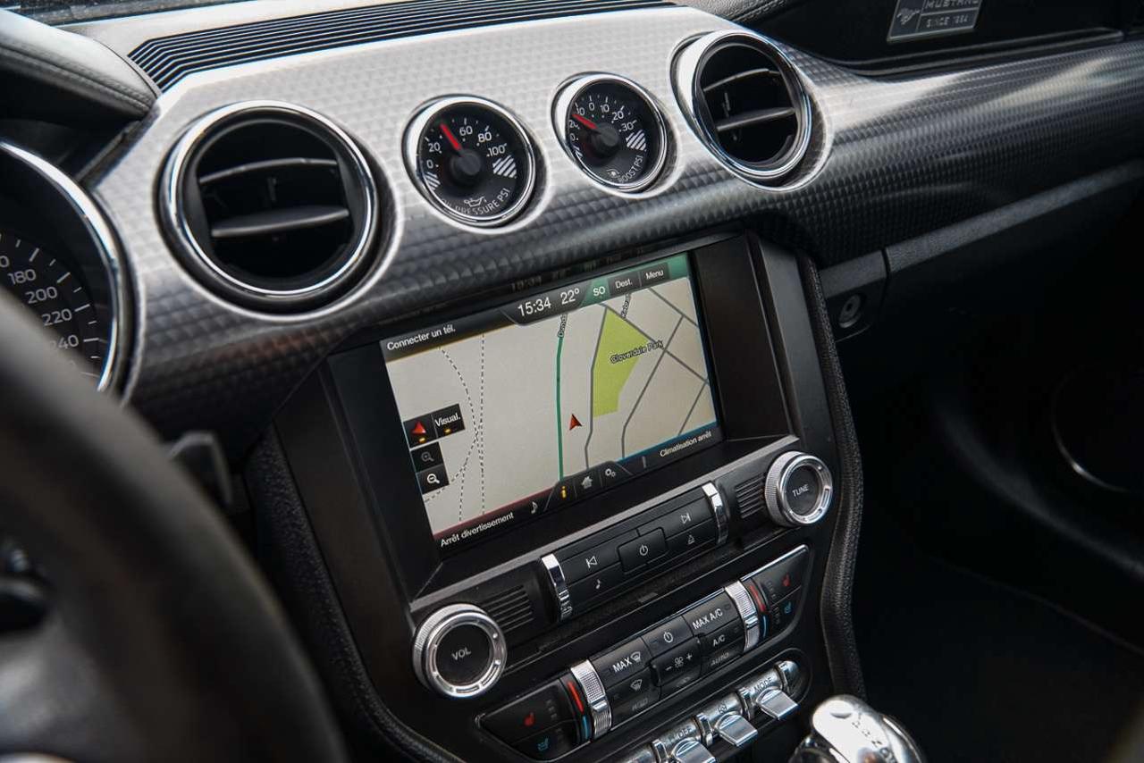 2015 Ford Mustang 2DR CONV ECOBOOST PREMIUM Photo