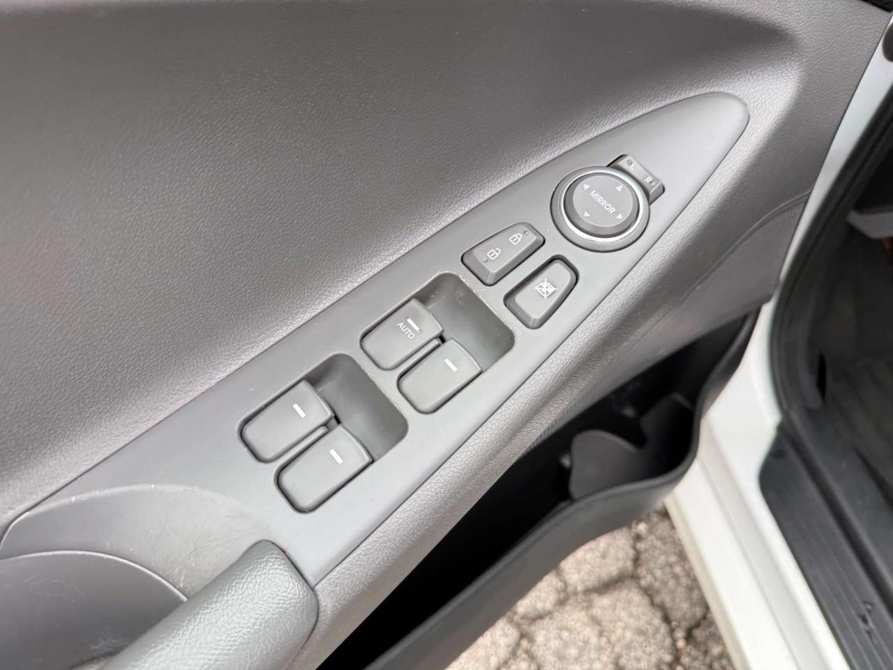 2013 Hyundai Sonata GLS *CERTIFIED* Photo