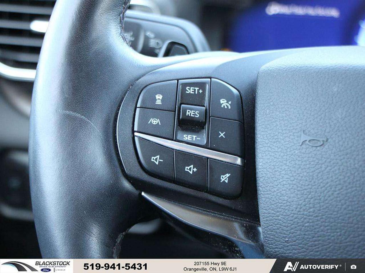 2020 Ford Explorer PLATINUM   EXTREMELY CLEAN   NO ACCIDENTS   CERTIFIED   LOW KMS Photo