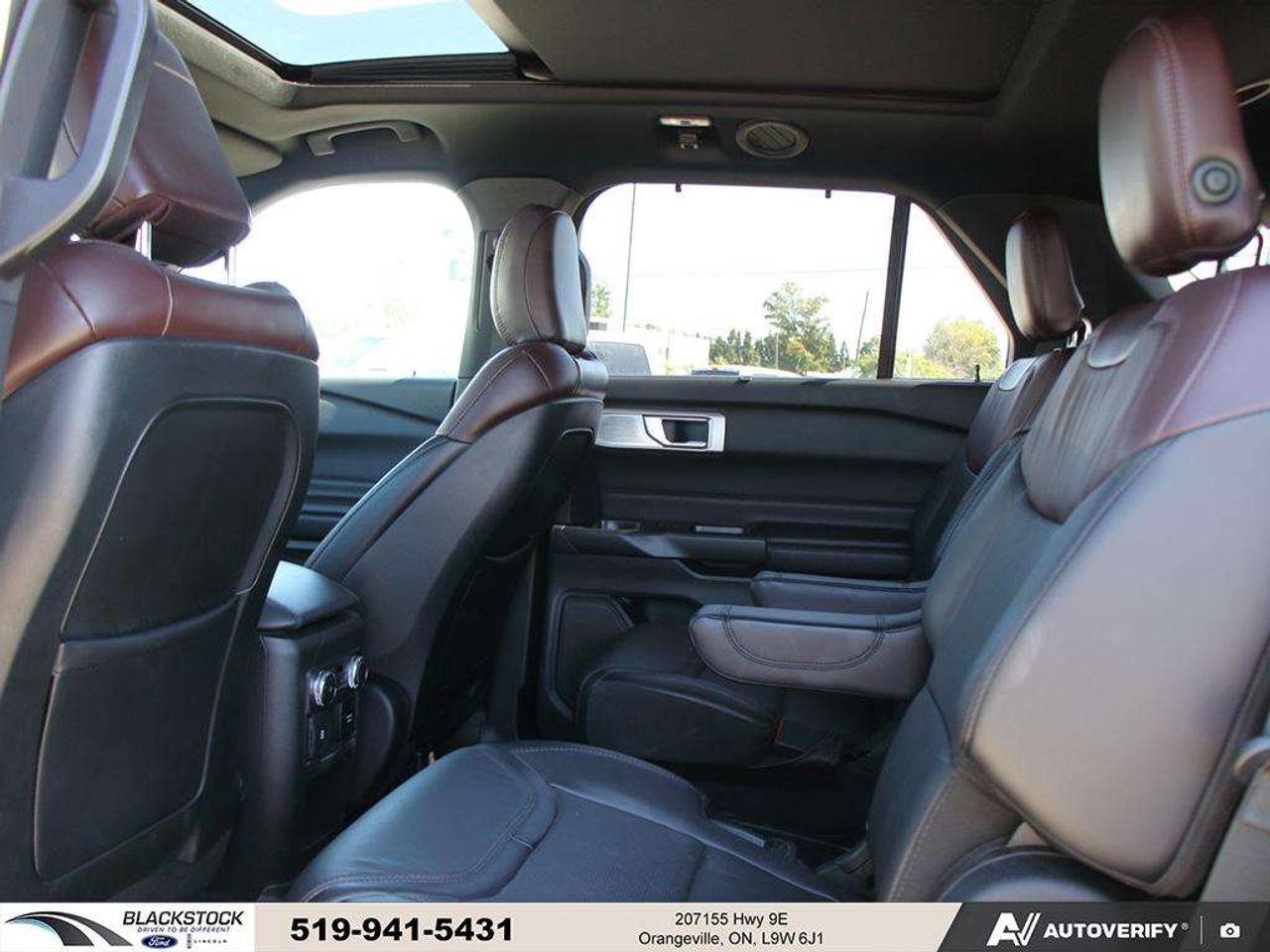 2020 Ford Explorer PLATINUM   EXTREMELY CLEAN   NO ACCIDENTS   CERTIFIED   LOW KMS Photo
