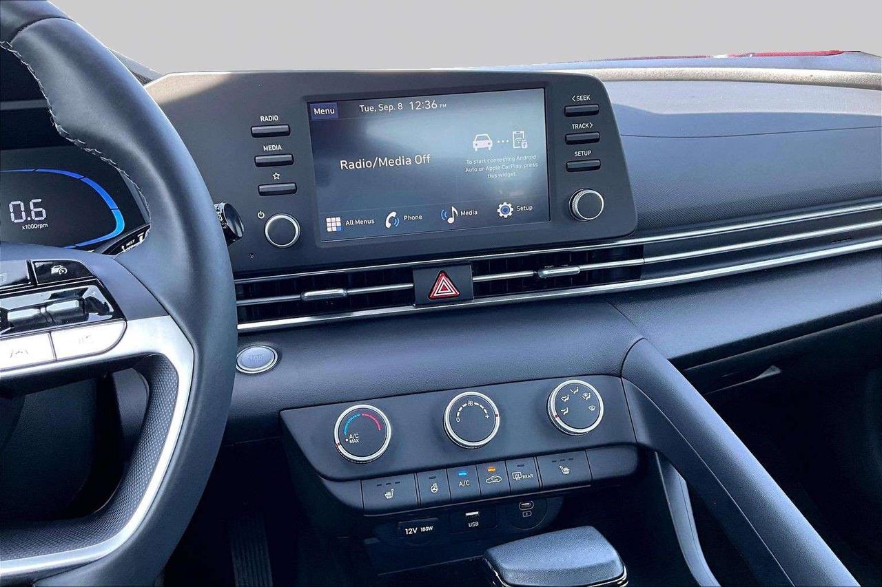 2025 Hyundai Elantra Heated Seats   Remote Start   Heated Steering Photo