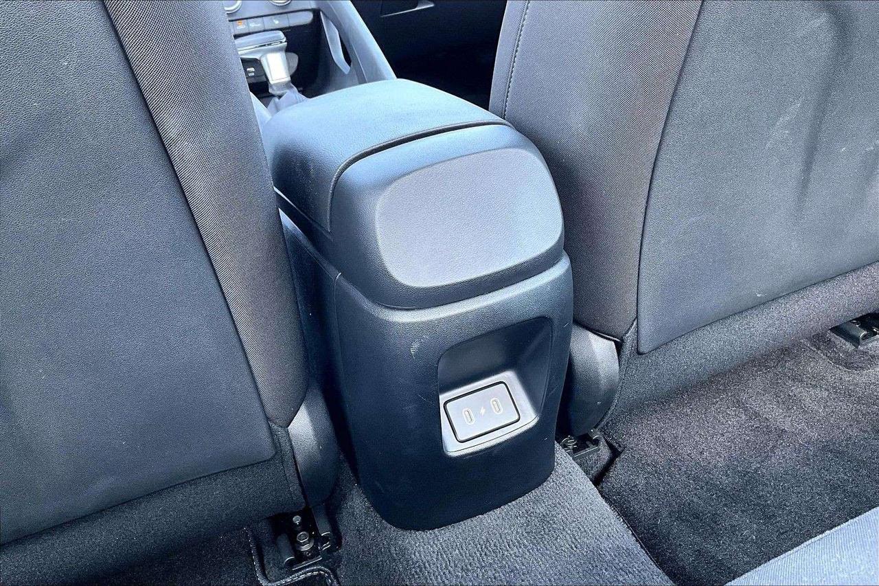 2025 Hyundai Elantra Heated Seats   Remote Start   Heated Steering Photo