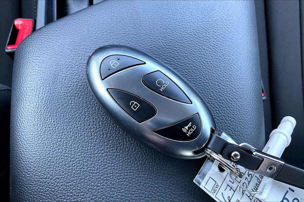 2025 Hyundai Elantra Heated Seats   Remote Start   Heated Steering Photo