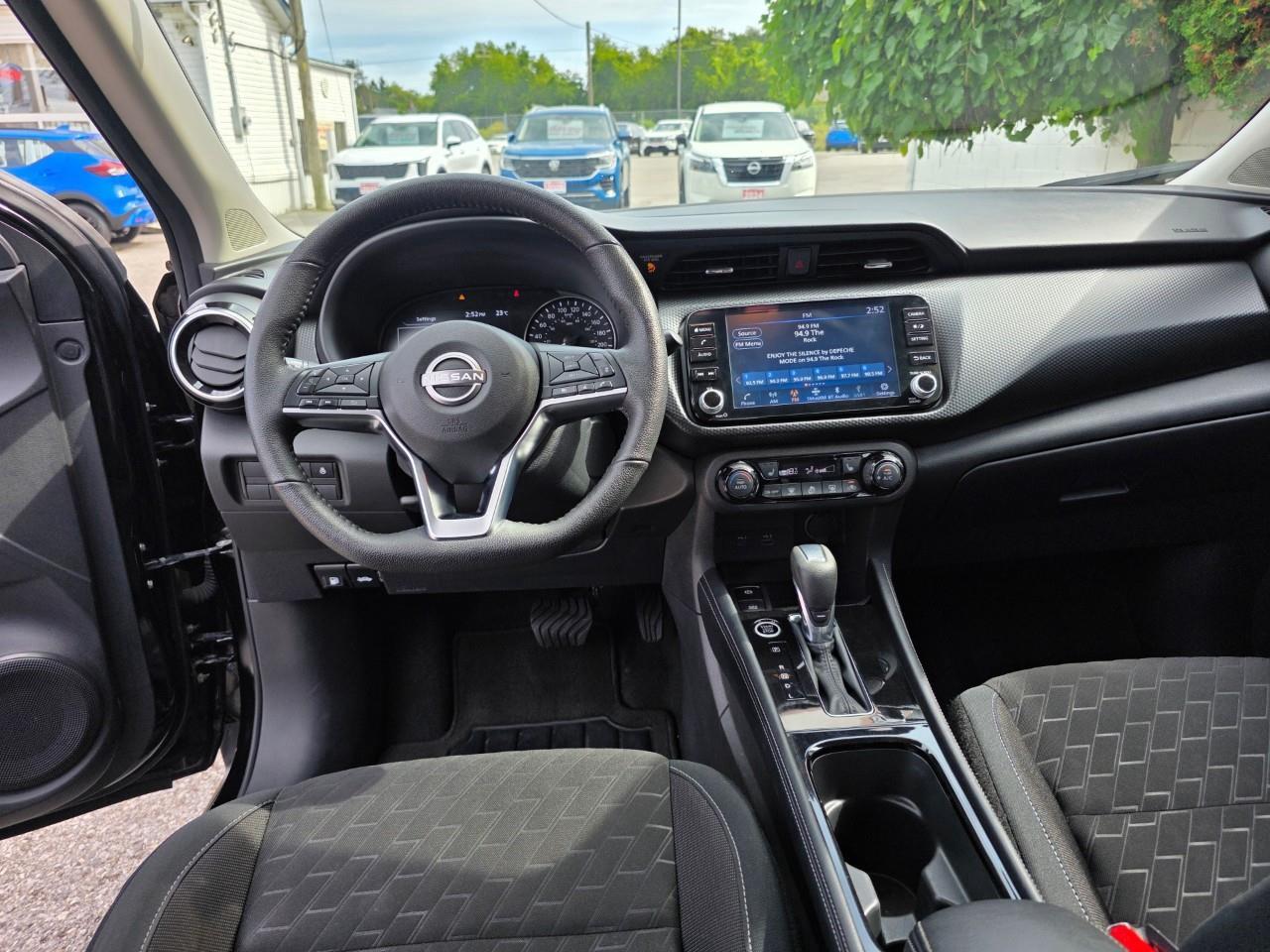 2024 Nissan Kicks SV 4dr Front-Wheel Drive Photo