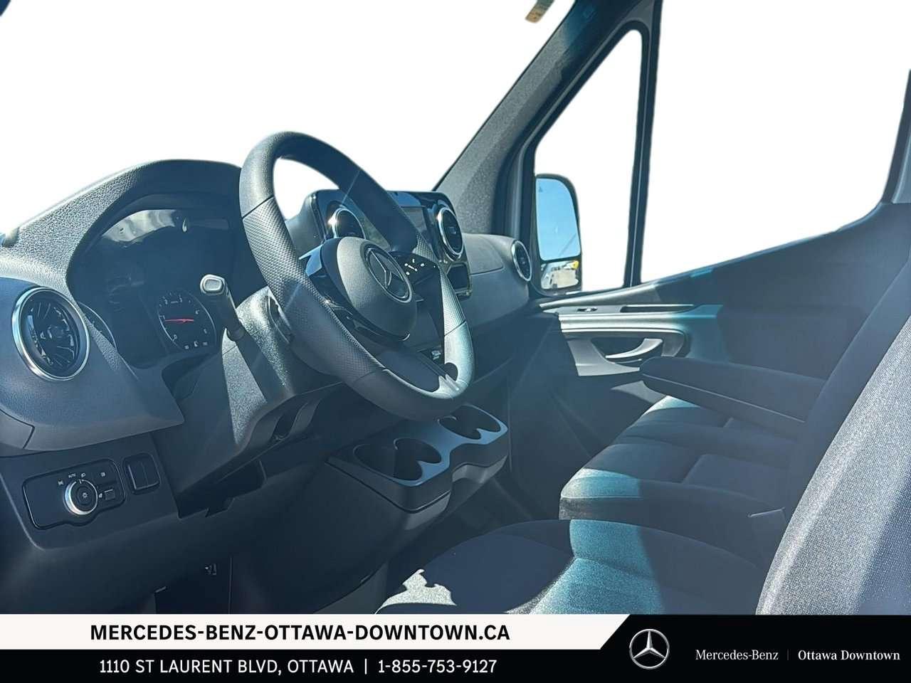 2026 Mercedes-Benz Sprinter 2500 High Roof I4 Diesel 170 Photo
