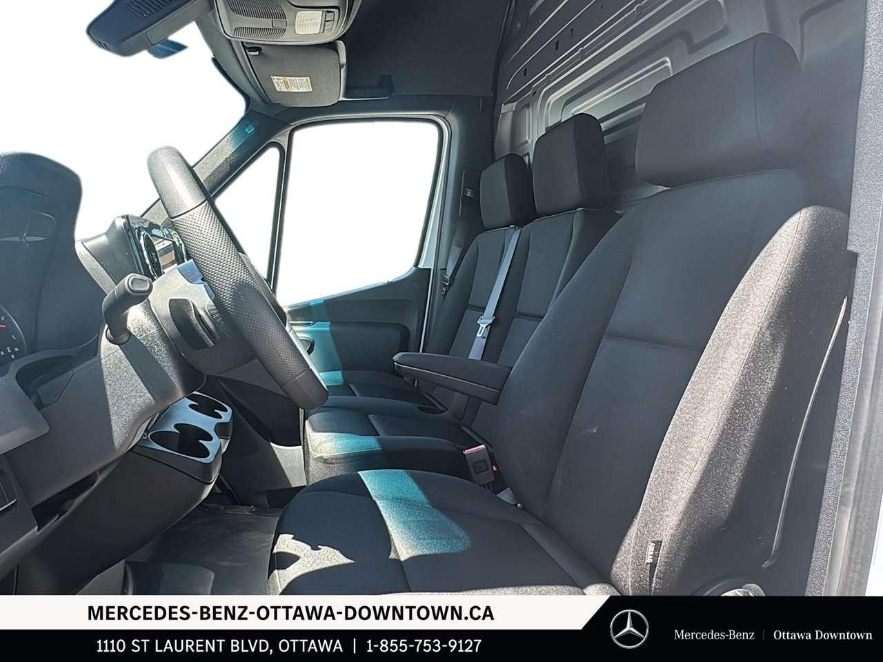 2026 Mercedes-Benz Sprinter 2500 High Roof I4 Diesel 170 Photo
