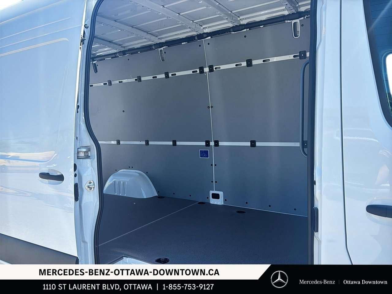 2026 Mercedes-Benz Sprinter 2500 High Roof I4 Diesel 170 Photo