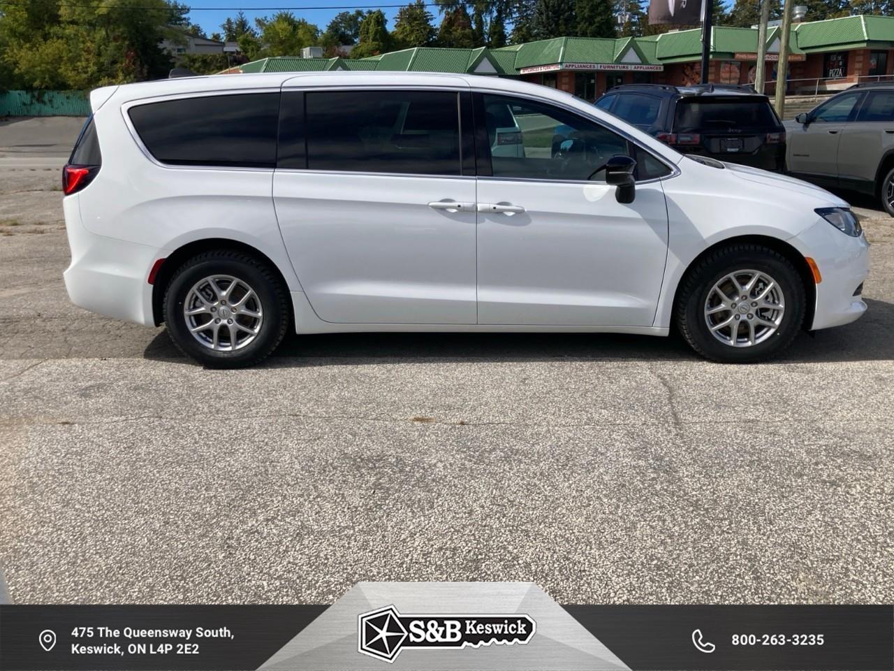 2026 Chrysler Grand Caravan SXT Front-Wheel Drive Passenger Van Photo
